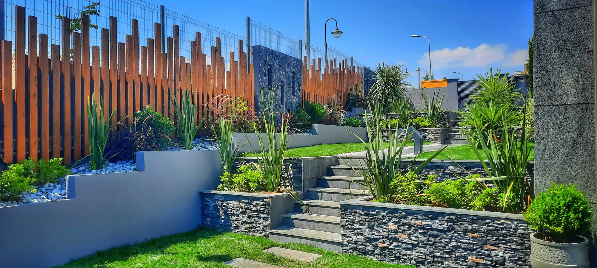 BAHÇE BAKIMI VE PEYZAJ YÖNETİMİ